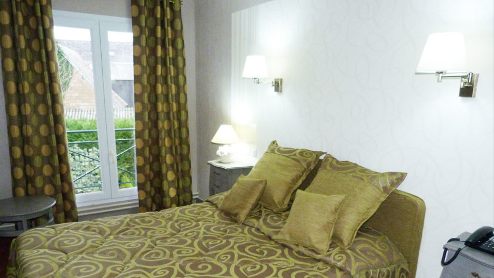 Saint-Quentin-sur-le-Homme Hotel Le Gue Du Holme מראה חיצוני תמונה