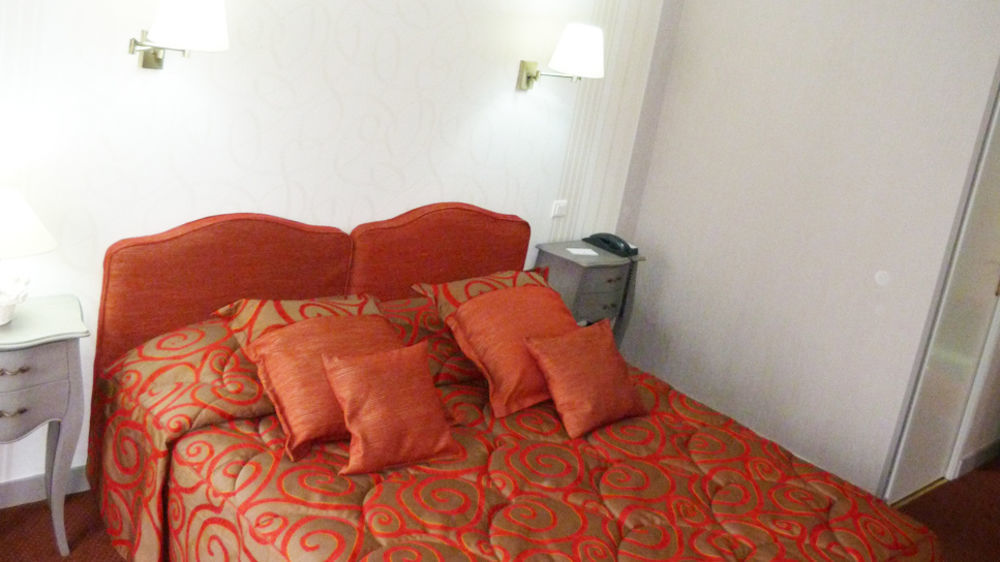 Saint-Quentin-sur-le-Homme Hotel Le Gue Du Holme מראה חיצוני תמונה