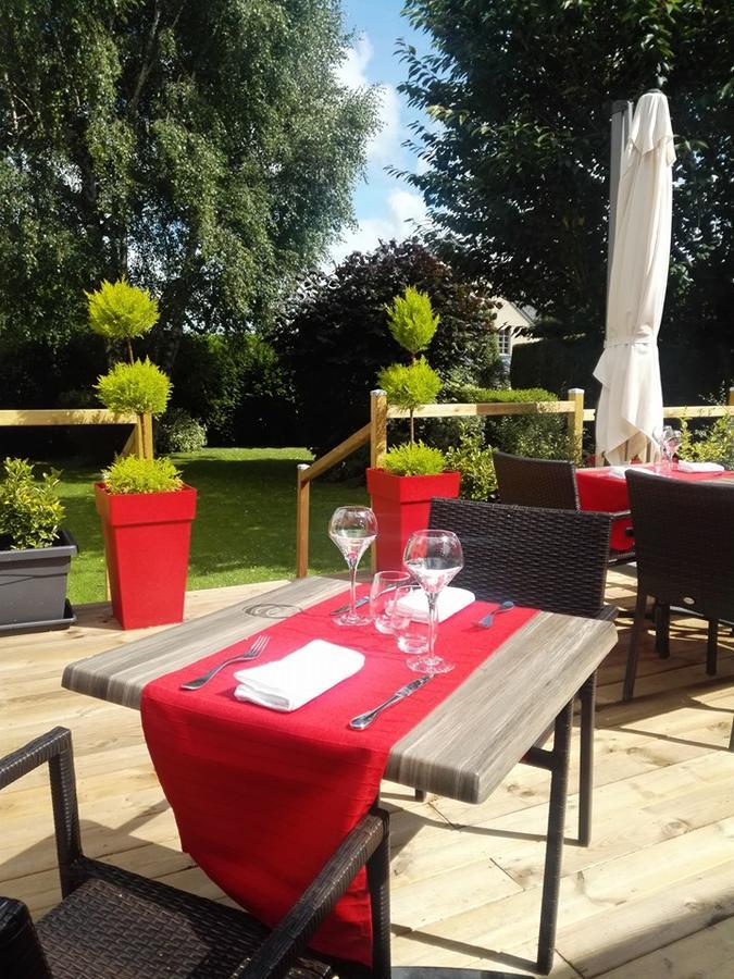 Saint-Quentin-sur-le-Homme Hotel Le Gue Du Holme מראה חיצוני תמונה