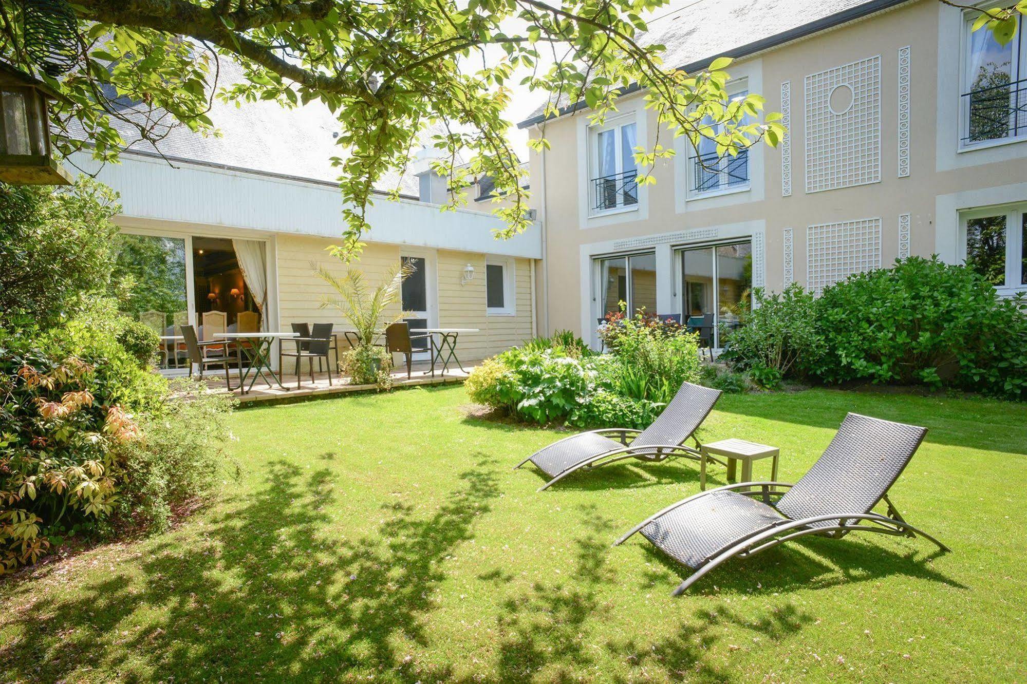 Saint-Quentin-sur-le-Homme Hotel Le Gue Du Holme מראה חיצוני תמונה