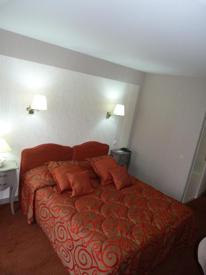 Saint-Quentin-sur-le-Homme Hotel Le Gue Du Holme חדר תמונה